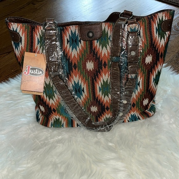 🆕 Justin Jacquard Aztec Print Concealed Carry Tote Shoulder Handbag Purse - Picture 1 of 11